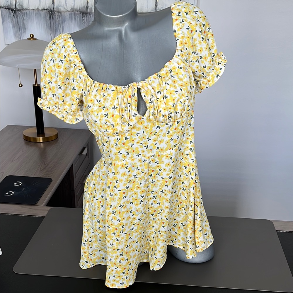 Hesperus Floral Puff Sleeve Romper